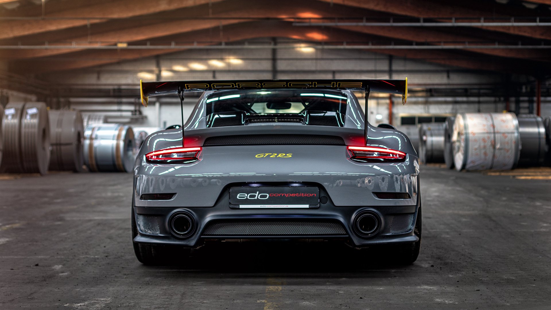 夜空下的高空秋千体验,挑战勇气的极限,高空秋千在哪里